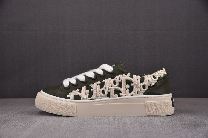 d1or b33 sneakers