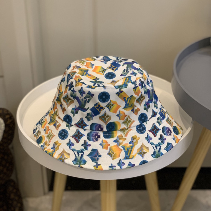 l1vv hat
