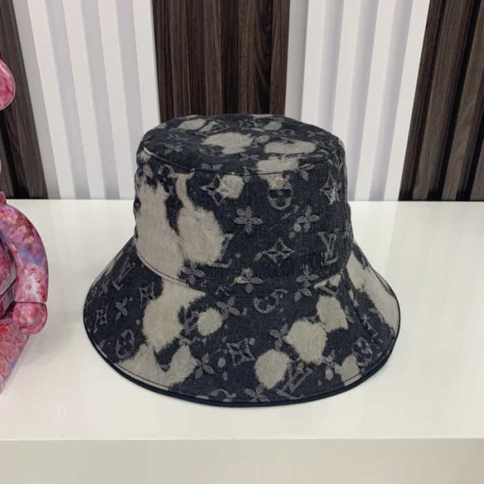 l1vv hat
