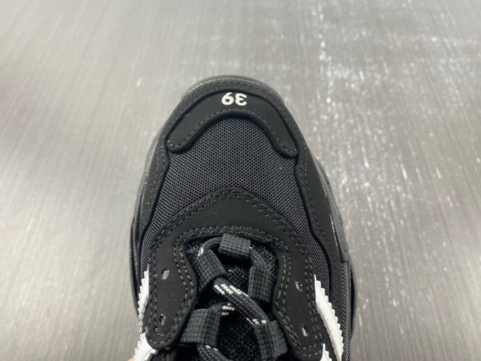 a*d*das x balen triple s 712764 w2fw1 1004