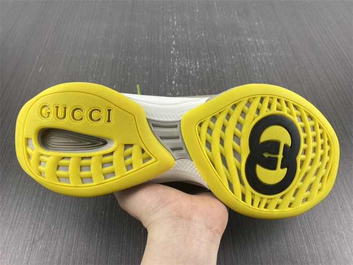 gu run sneaker