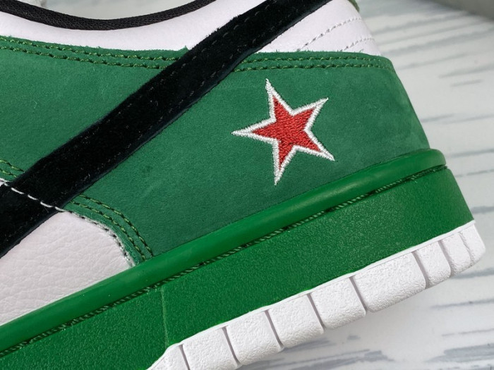 nike dunk sb low heineken 304292-302