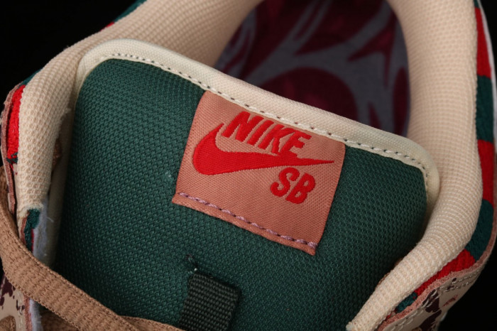 nike dunk sb low freddy krueger 313170-202