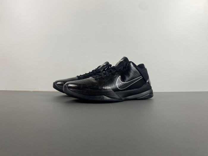nike zoom kobe 5 ‘blackout’ 386430-003
