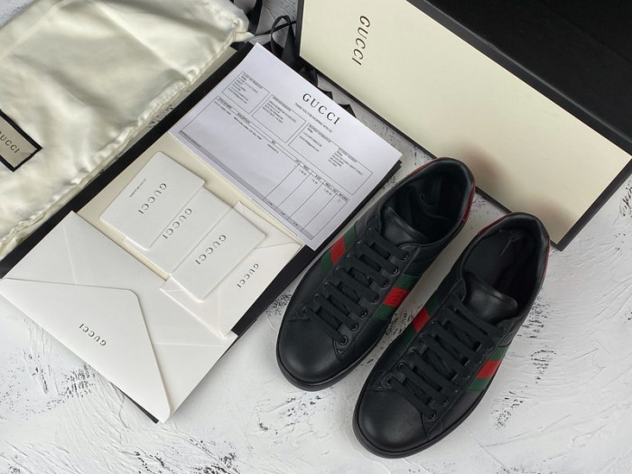 gu ace embroidered low-top sneaker