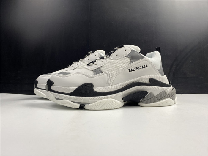 balen triple s trainer