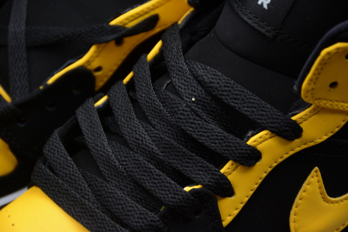 air jordan 1 retro mid new love (2017) 554724-035