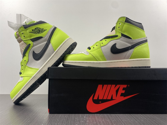 air jordan 1 high og “volt” 555088-702