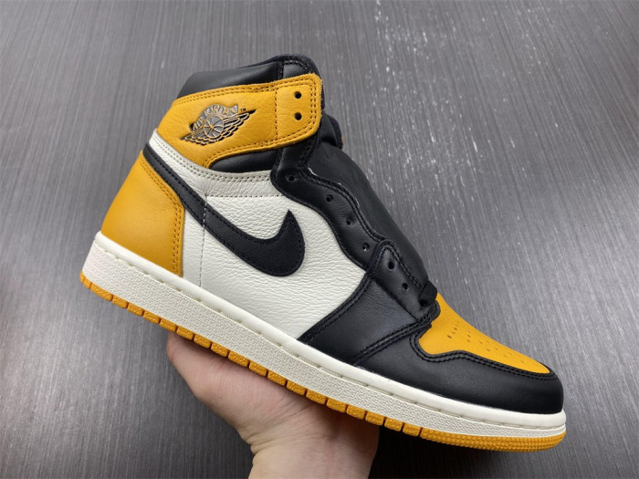 air jordan 1 high og “yellow toe” 555088-711