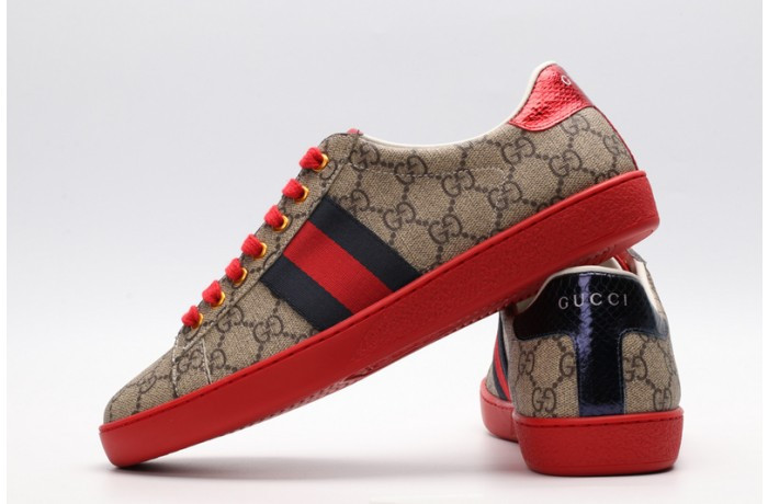 gu ace embroidered low-top sneaker