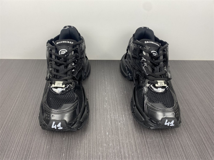 balen track runner monocolor kith black - 677403 w3ra9 1000