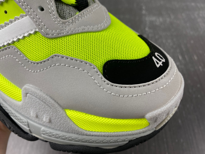 balen triple s grey green 712821 w2zb5 7512