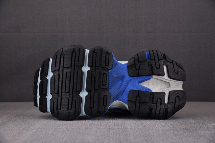 balen cargo panelled sneakers 784339 w2mv1 1768