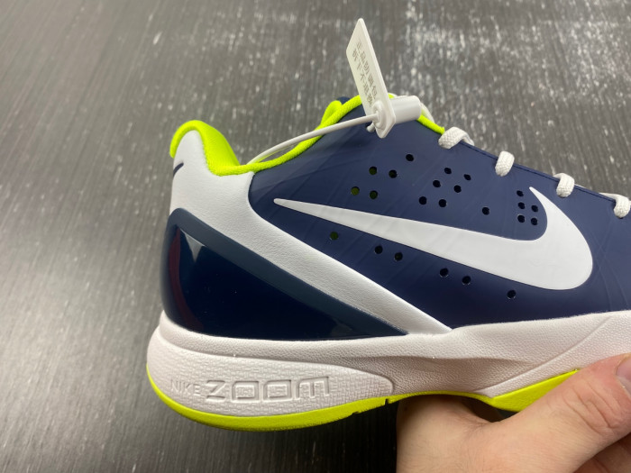 nike air zoom hyperattack 