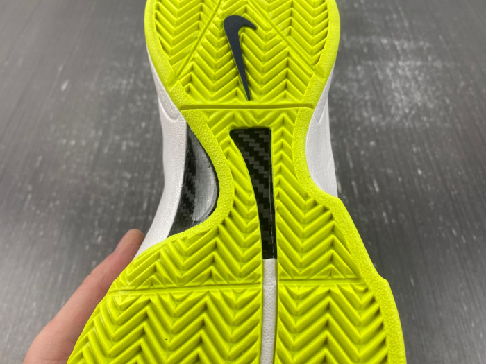 nike air zoom hyperattack 