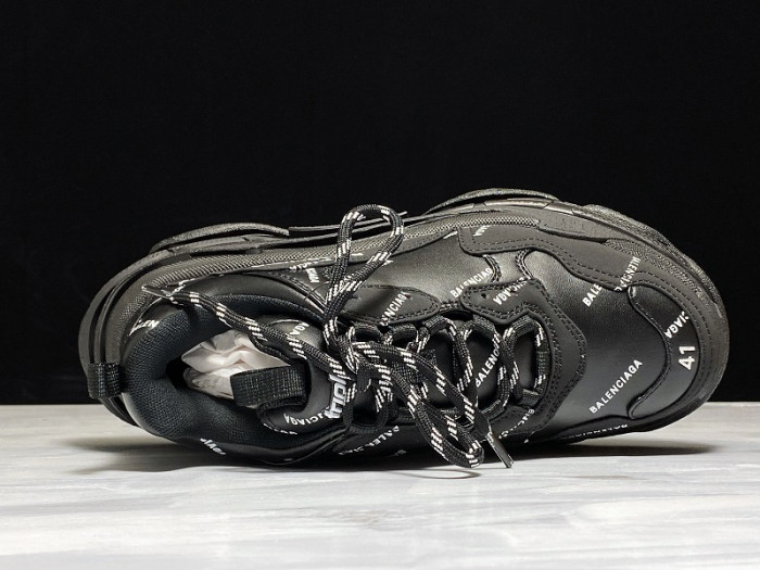 balen triple s trainers black letters 541624 w09o1 9013