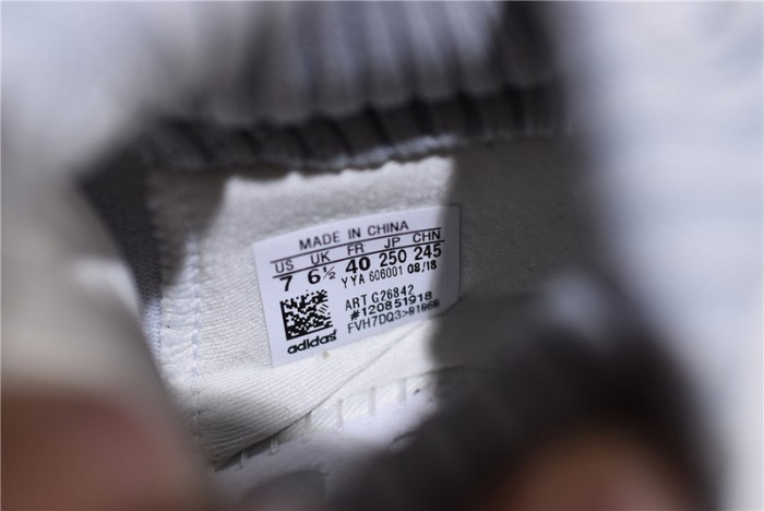 a*d*das ultra boost mid white multi-color - g26842