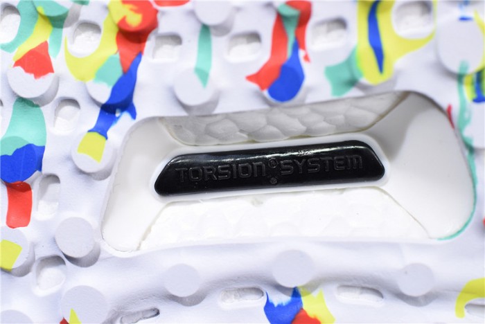 a*d*das ultra boost mid white multi-color - g26842