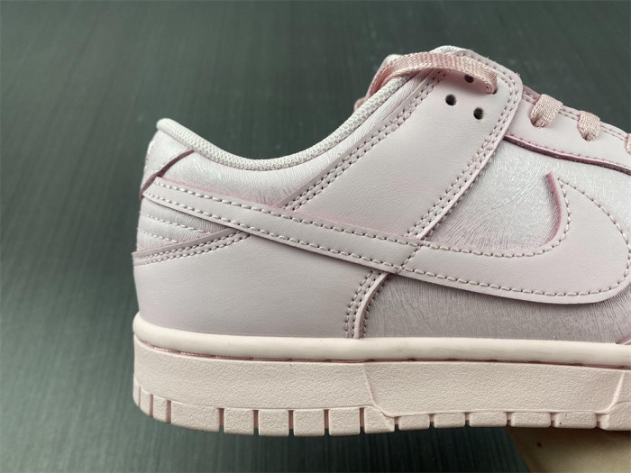 nike dunk low pink 921803-601
