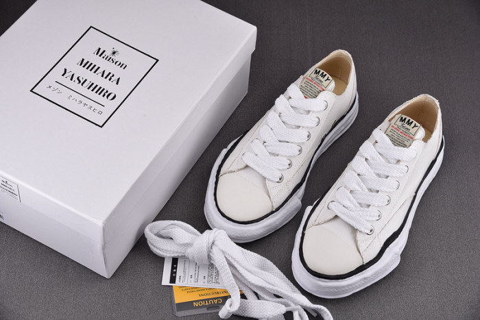 Ma*s*n mihara yasuhiro canvas sneakers