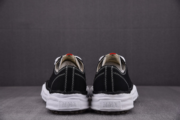 Ma*s*n mihara yasuhiro canvas sneakers