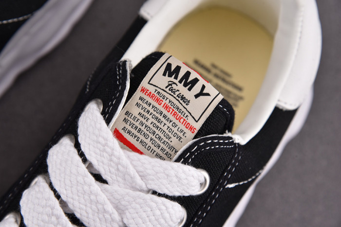 Ma*s*n mihara yasuhiro canvas sneakers