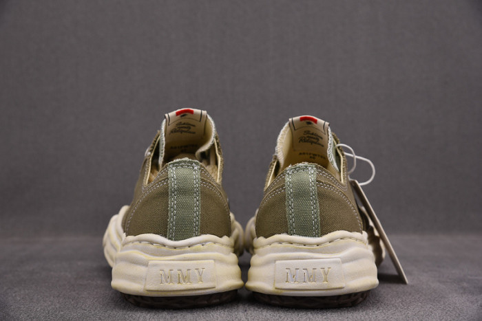 Ma*s*n mihara yasuhiro canvas sneakers