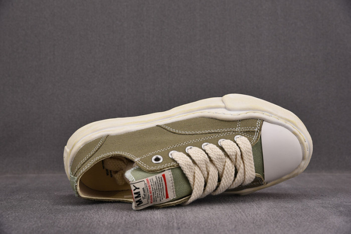 Ma*s*n mihara yasuhiro canvas sneakers