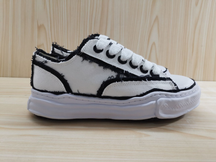 Ma*s*n mihara yasuhiro blakey sneakers