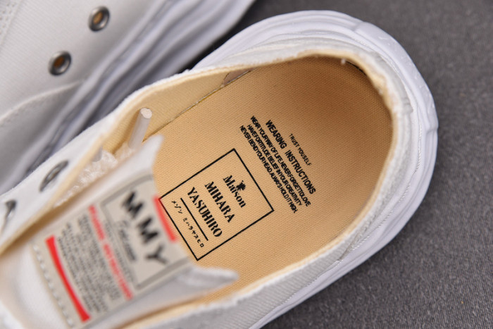 Ma*s*n mihara yasuhiro blakey sneakers