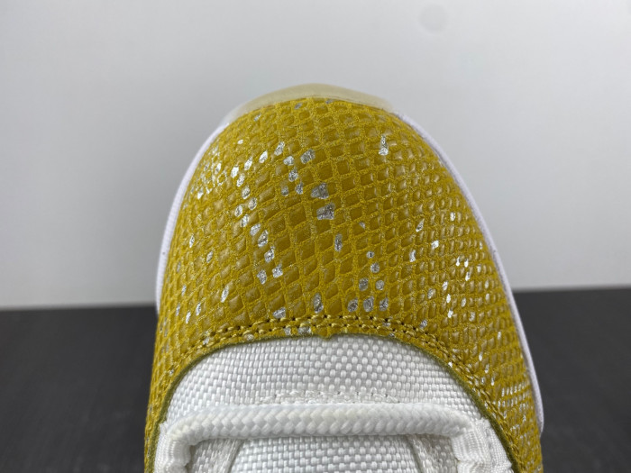 air jordan 11 low wmns “yellow snakeskin” ah7860-107.