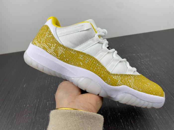 air jordan 11 low wmns “yellow snakeskin” ah7860-107.