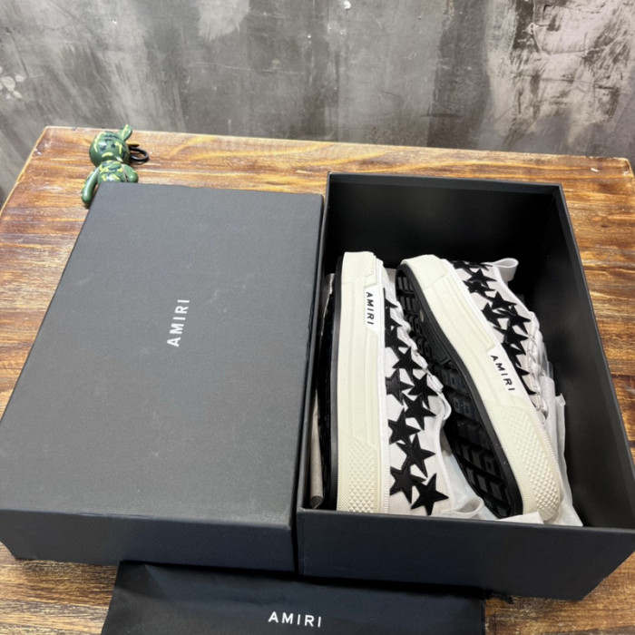 amiri bone runner sneakers
