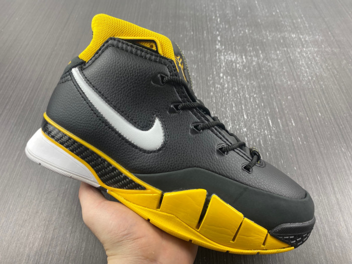 nike kobe 1 protro black maize aq2728-003