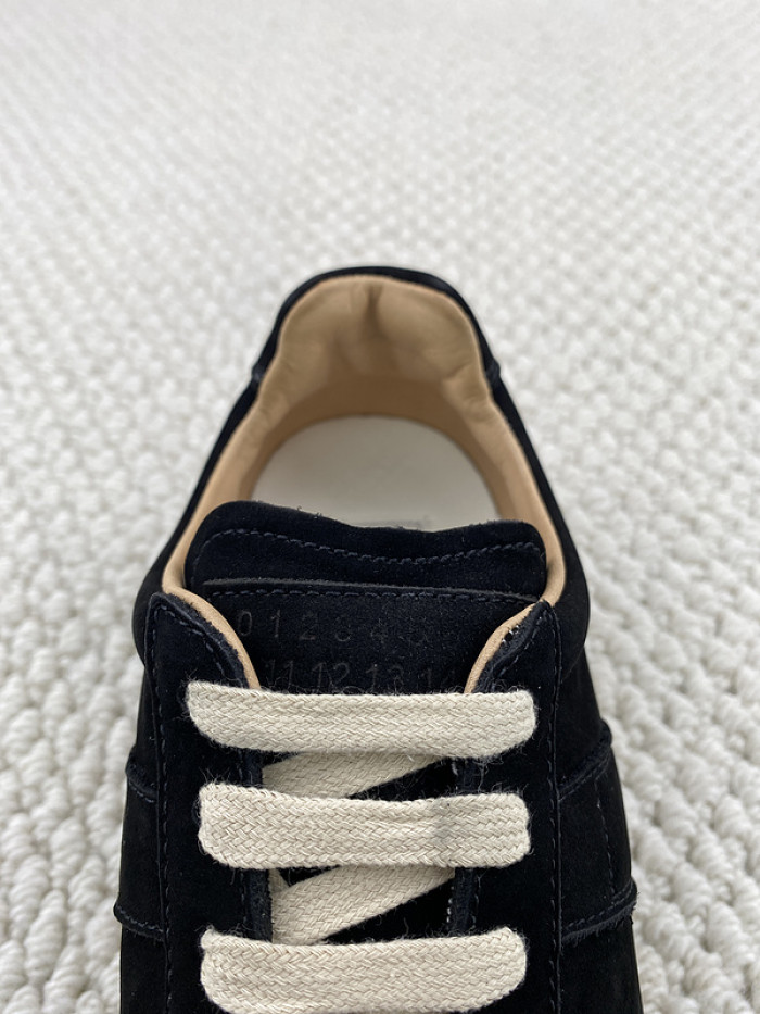 ma*s*n Ma*i*la shoes