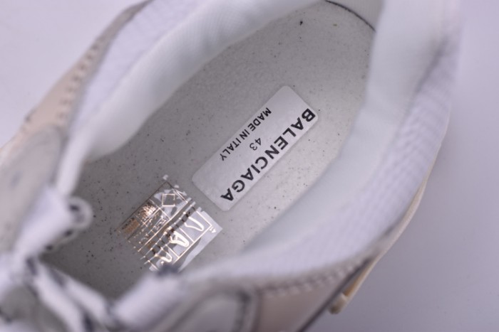 balen 17fw triple s“cream” 490671-w06f1-9000