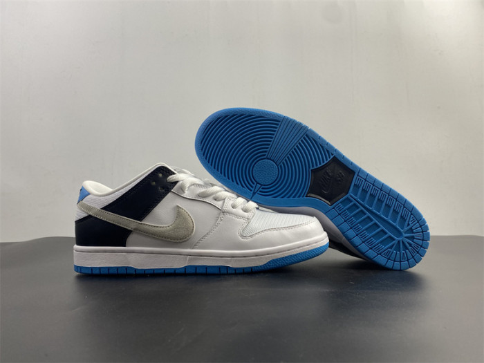 nike sb dunk low “laser blue” bq6817-101