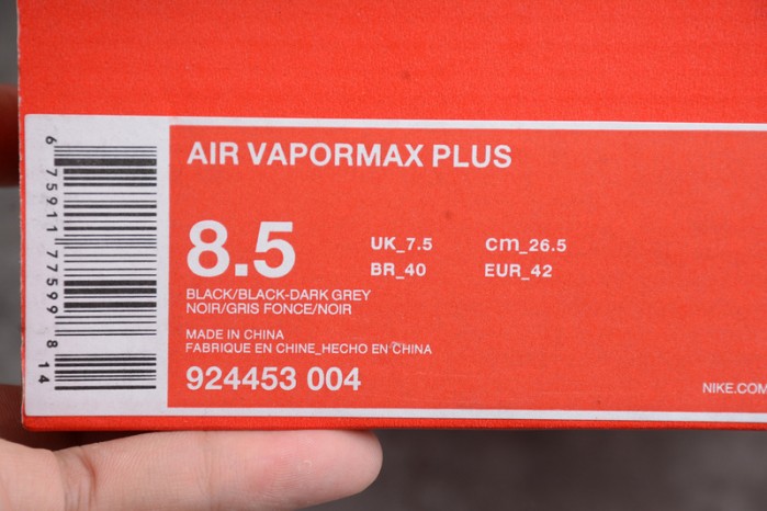 nike air vapormax plus triple black | 924453-004