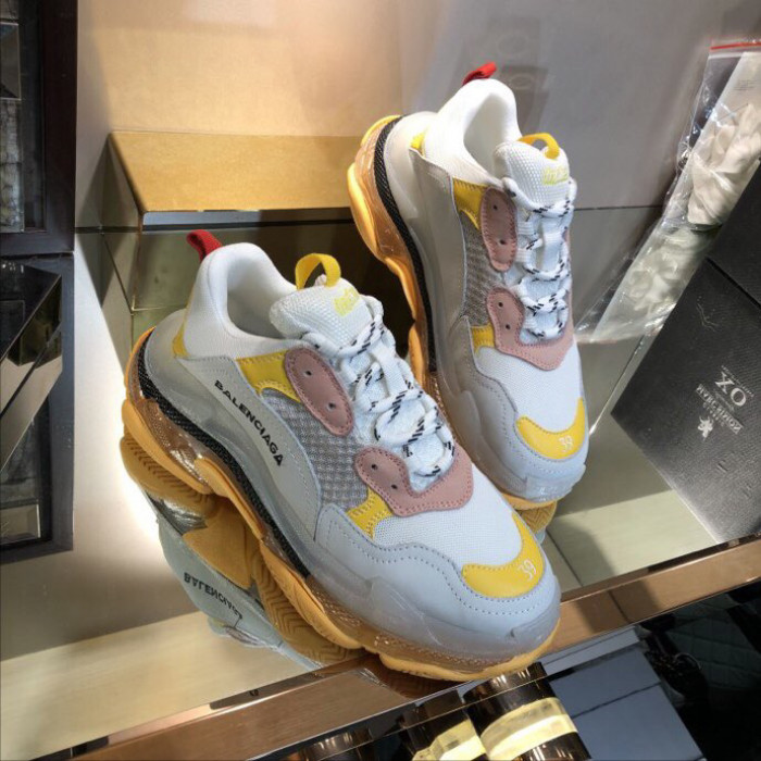 balen triple s trainer