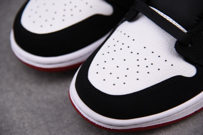 air jordan 1 low black toe 553558-116