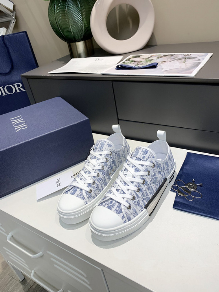 b23 oblique sneaker