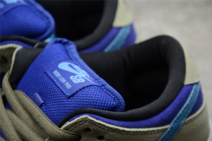 nike sb dunk low celadon bq6817-301