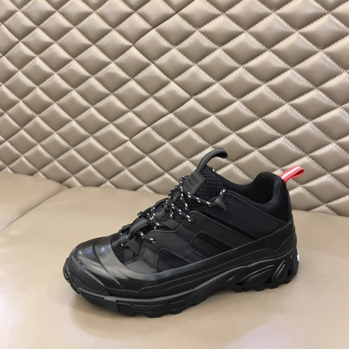 bur*berry sneakers