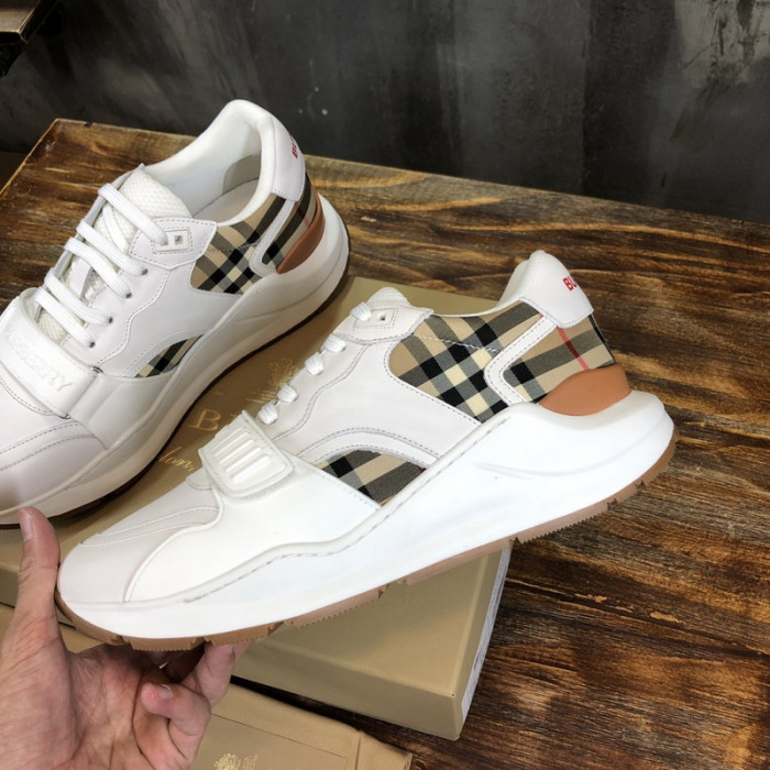 bur*berry sneakers