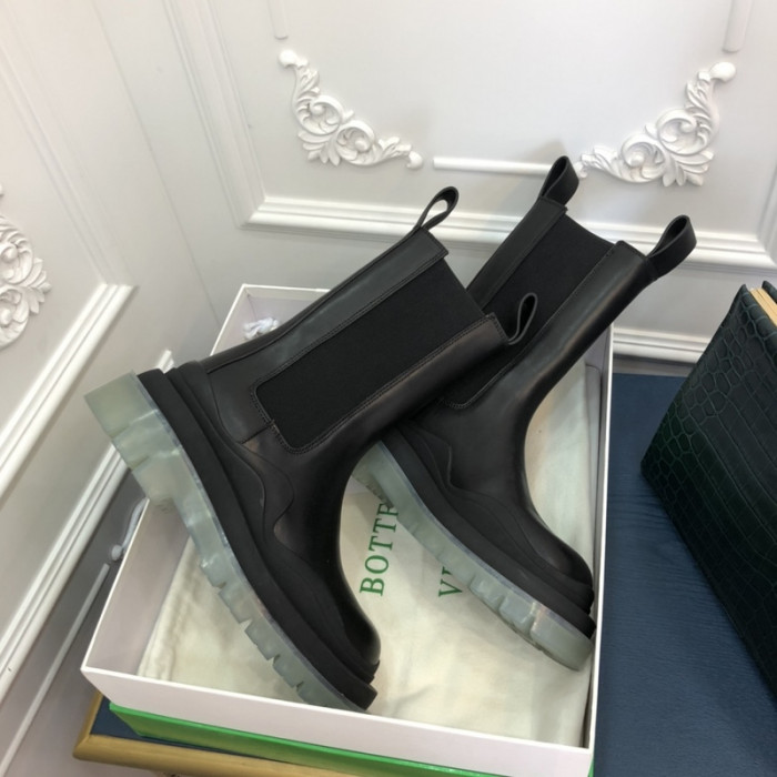 botteg*Ve*ne*ta tire