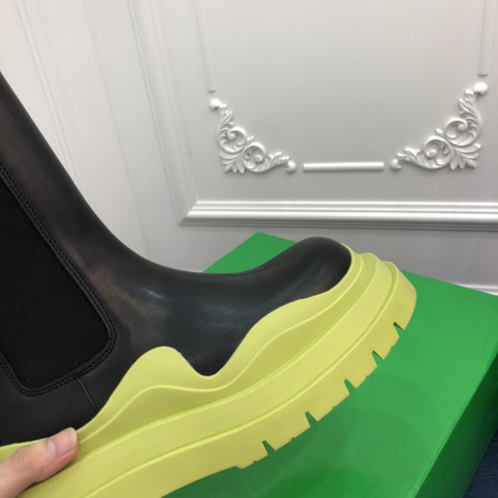 botteg*Ve*ne*ta tire