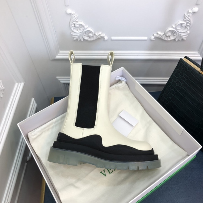 botteg*Ve*ne*ta tire