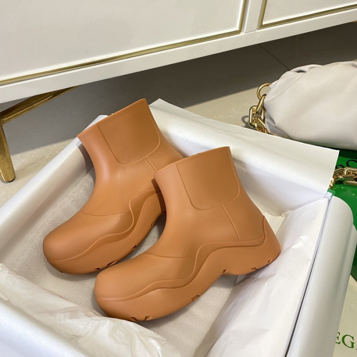 botteg*Ve*ne*ta puddle ankle boot
