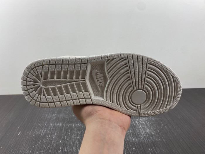 off-white x travis scott x air jordan 1 low og