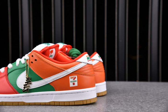 nike sb dunk low 7 eleven cz5130-600